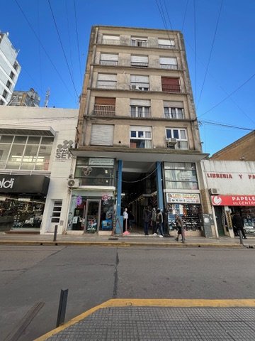 DEPARTAMENTO EN ALQUILER  CENTRO