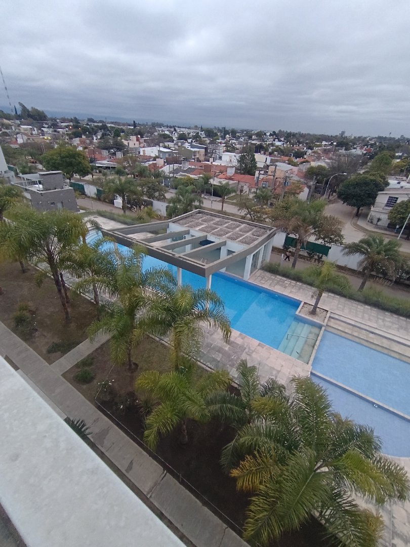 Dpto 1 dorm con cochera zona Sur Córdoba