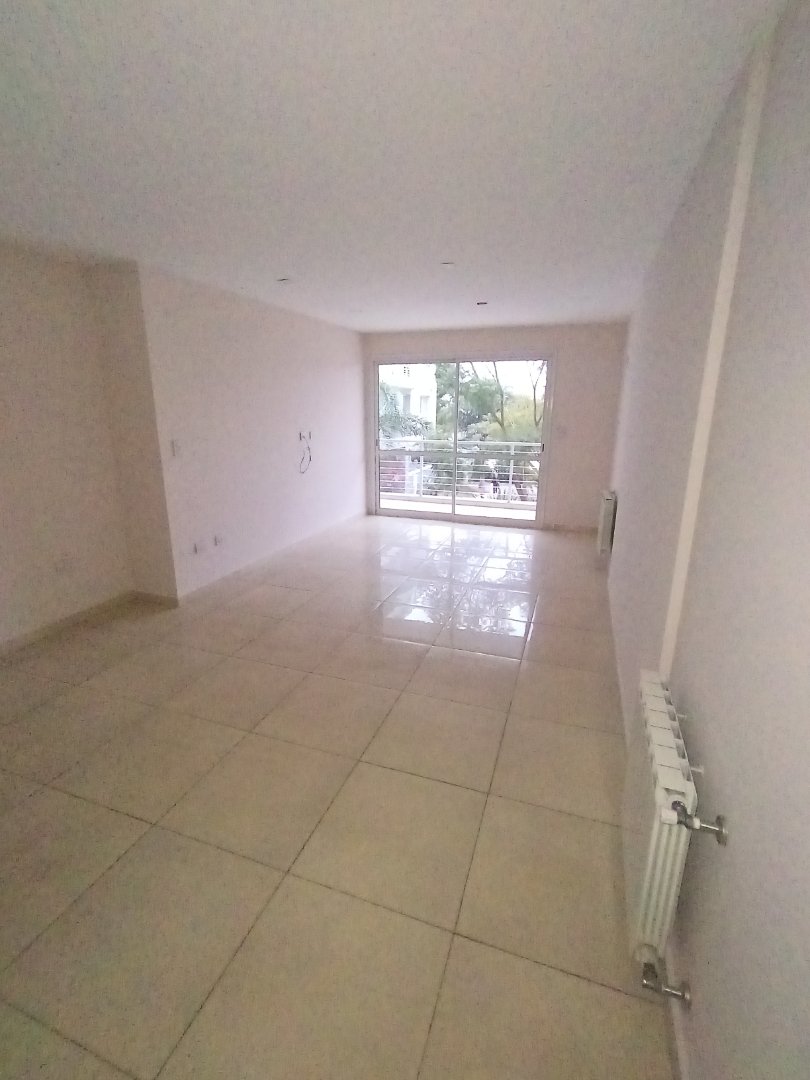Dpto 2 dorm con cochera zona sur Córdoba — foto 2 de 17