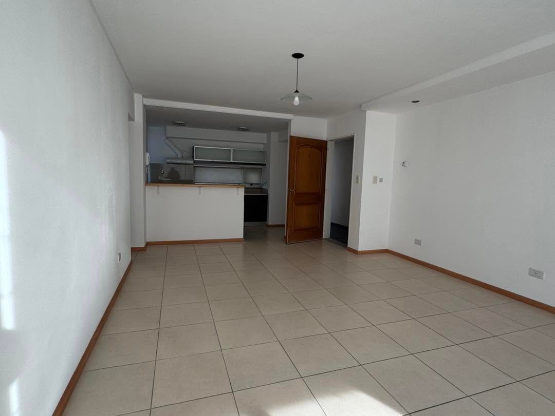Departamento sobre calle San Martín al 1700 1 HABITACION