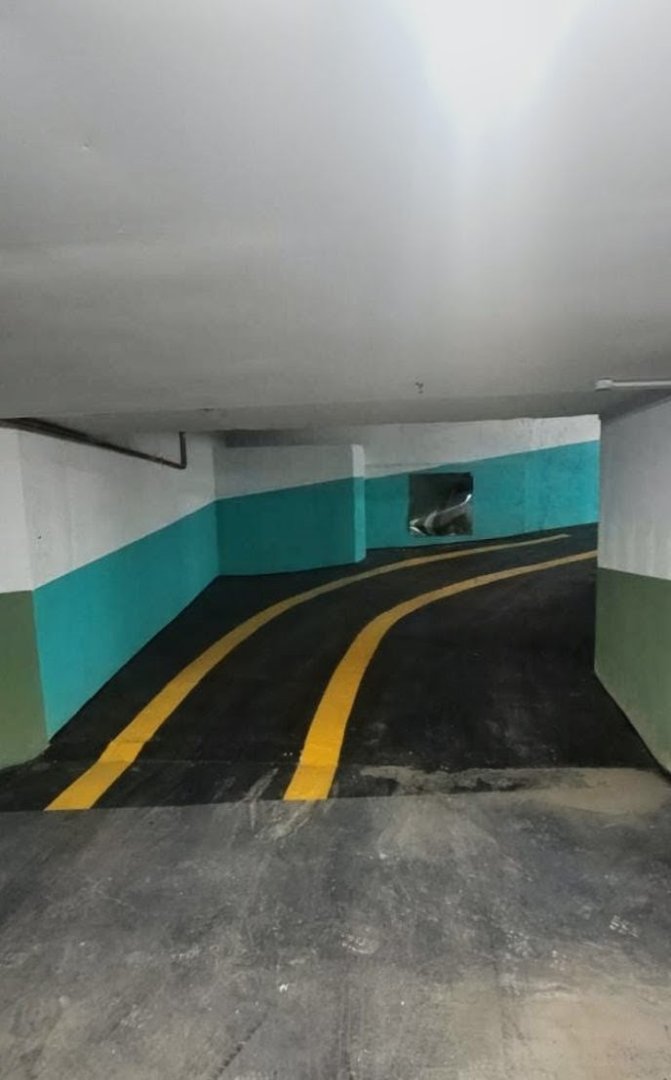 Cochera subterránea en Nva Cba — foto 3 de 4