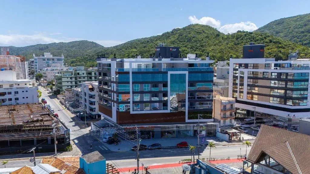 Departamento 4 Ambientes, Con 3 Suites | Farol De Bombas, Brasil, Bombinhas | Posibilidad De Renta