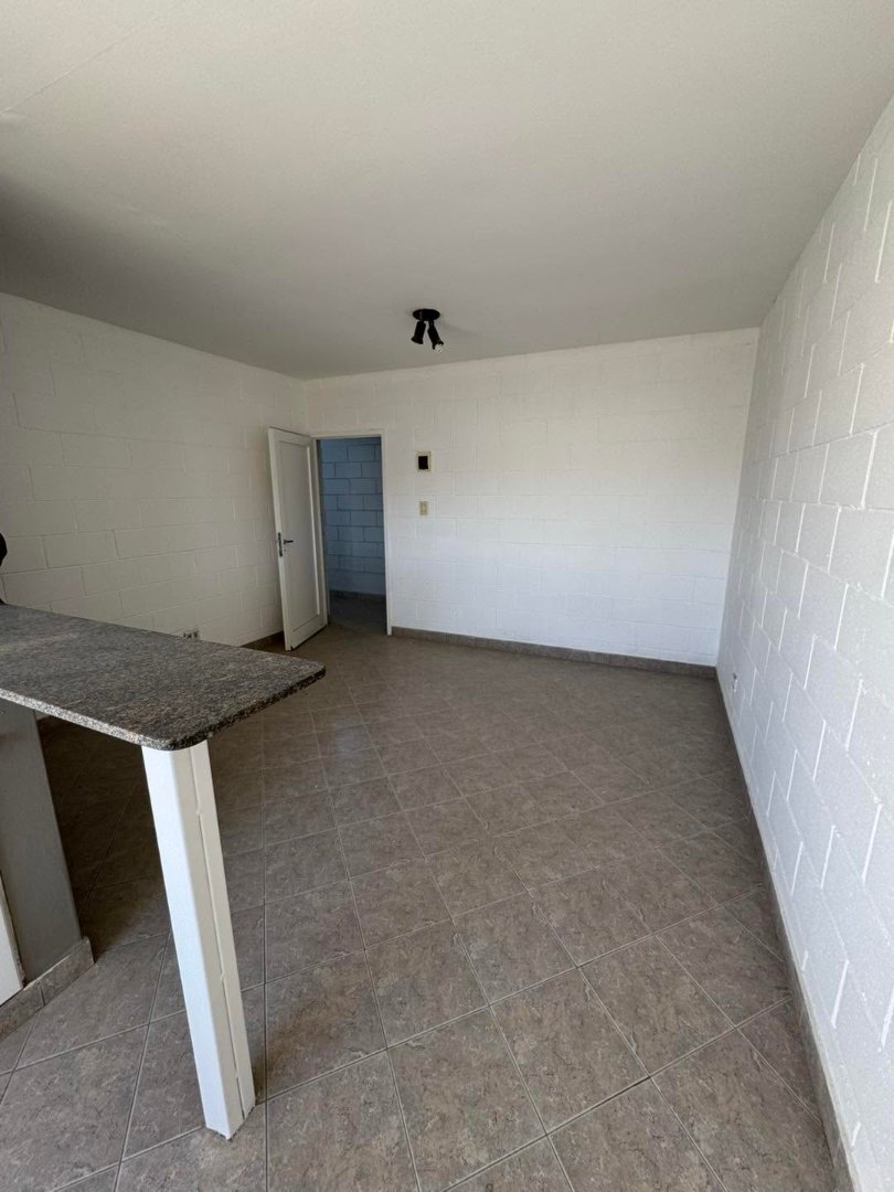 ALQUILER MONOAMBIENTE BARRIO ROCA — foto 3 de 4