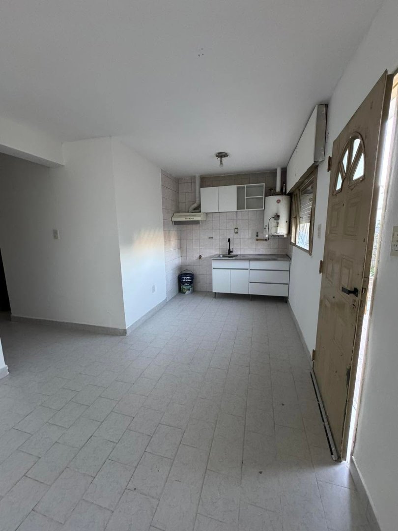 CASA 9 DE JULIO CALLE GALICIA AL 600