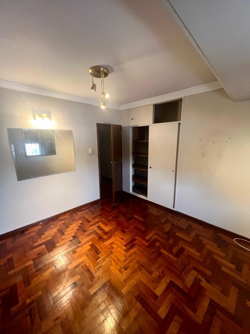 🏢 SEMIPISO DE CATEGORÍA — SANTIAGO AL 800 — foto 4 de 16