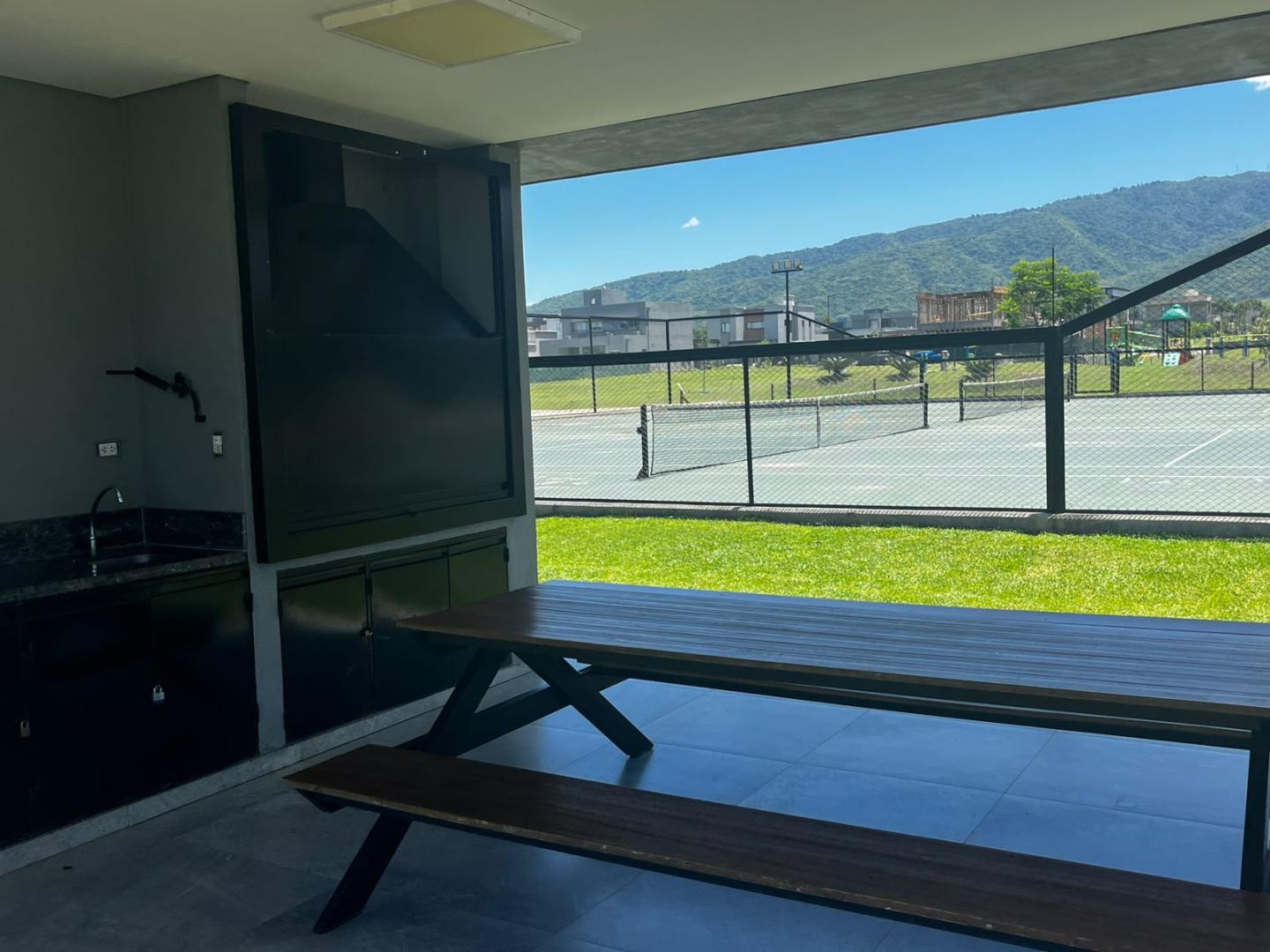 LOTE CENTRAL EN VENTA – THE POINT COUNTRY H25